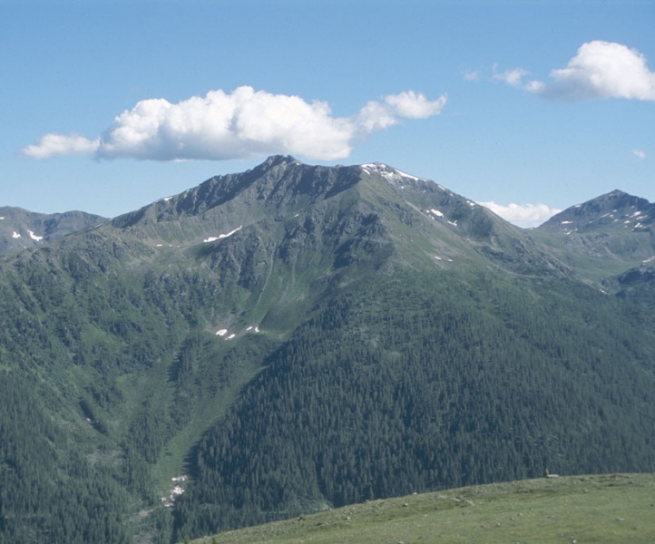 Bild:Kachelstub (Gipfel - Ulten).jpg