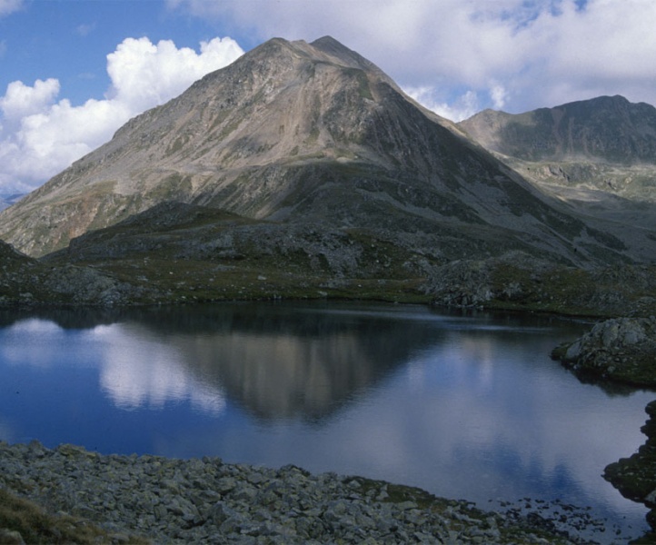 Bild:Goldlahnsee (See - Proveis).jpg