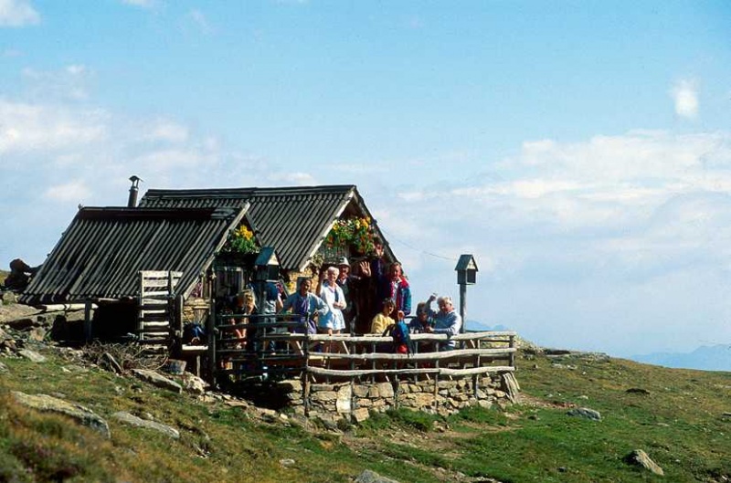 Bild:Schusterhüttl (Hütte - Ulten).jpg