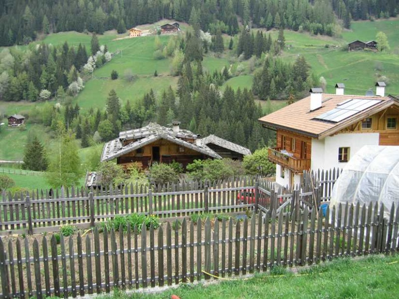 Bild:Außerlahner (Hof - Ulten).jpg